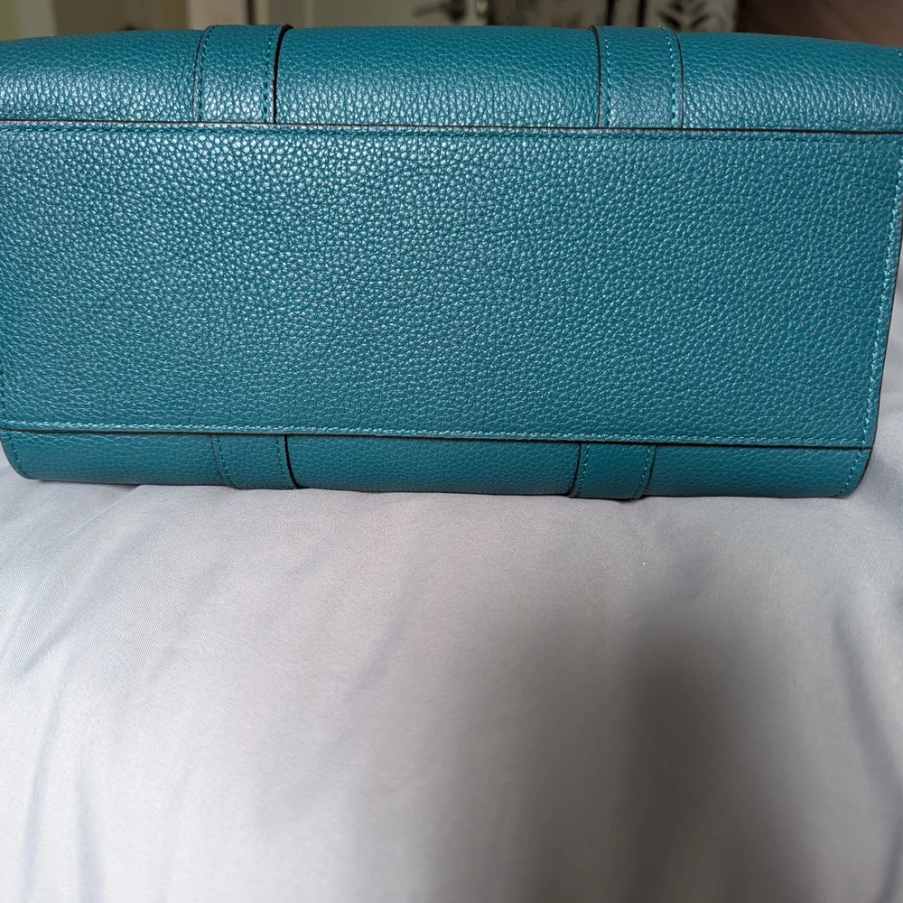 Mulberry Green Small Bayswater Satchel with Gold Hardware and Textured Leather - Picture 5 of 9